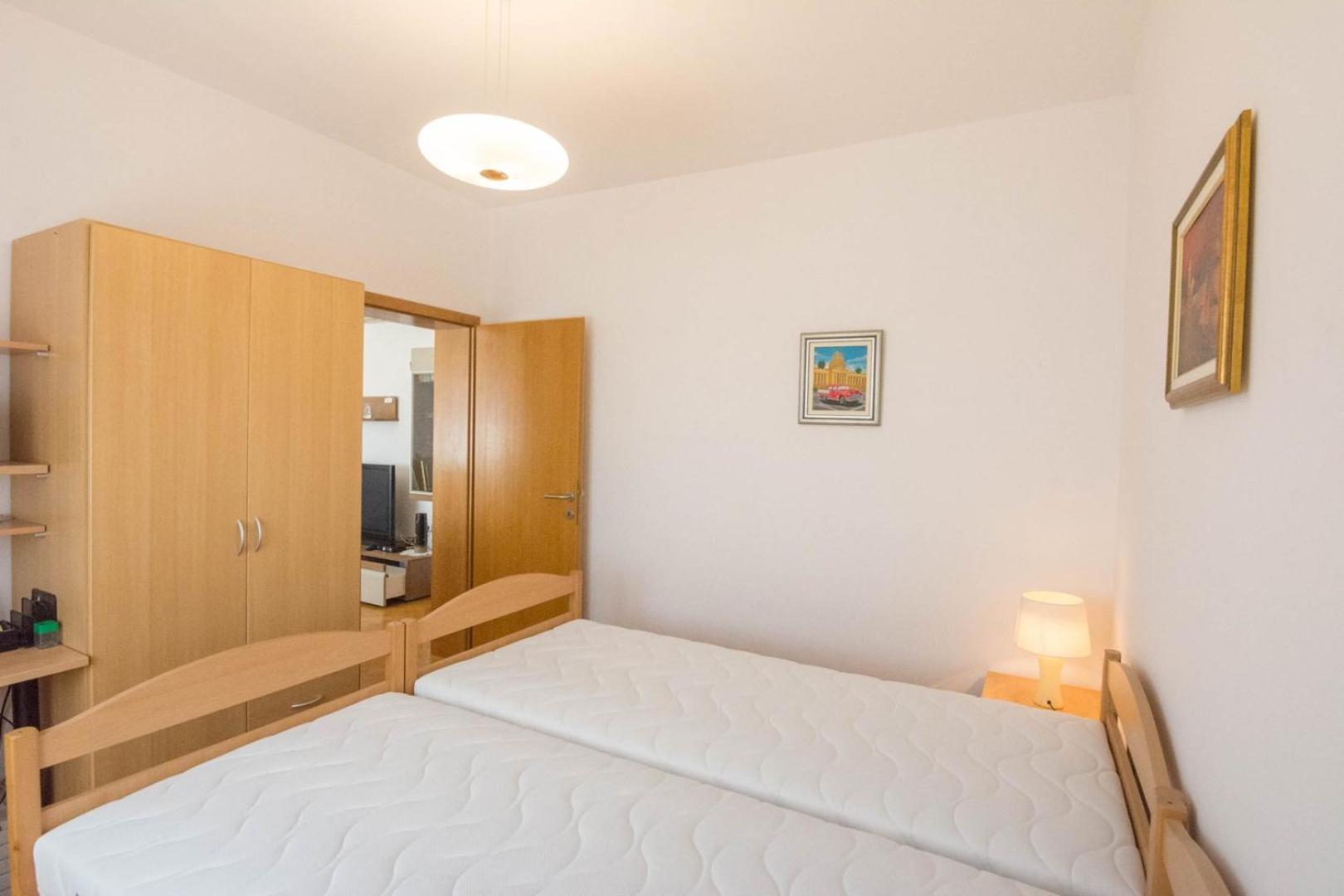 Spacious Apartment On A Great Location -Apartment Kuhta Biograd Na Moru Exterior photo